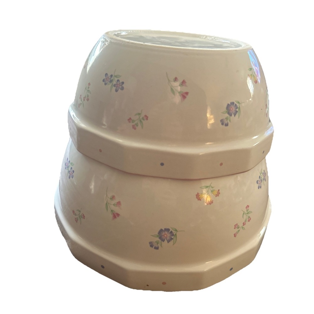 Sarma Studios Victorian Flowers~ Nesting Mixing Bowls Ceramic ~9" & 7.5" ~ Japan